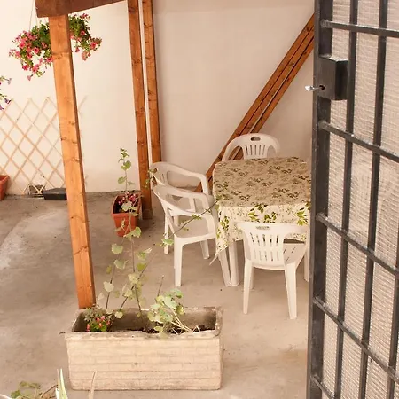 Lucky Domus Esquilino Daire Roma