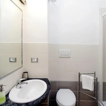 Lucky Domus Esquilino Daire