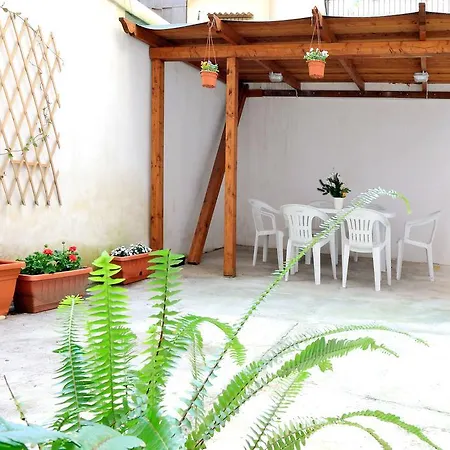 Lucky Domus Esquilino Daire